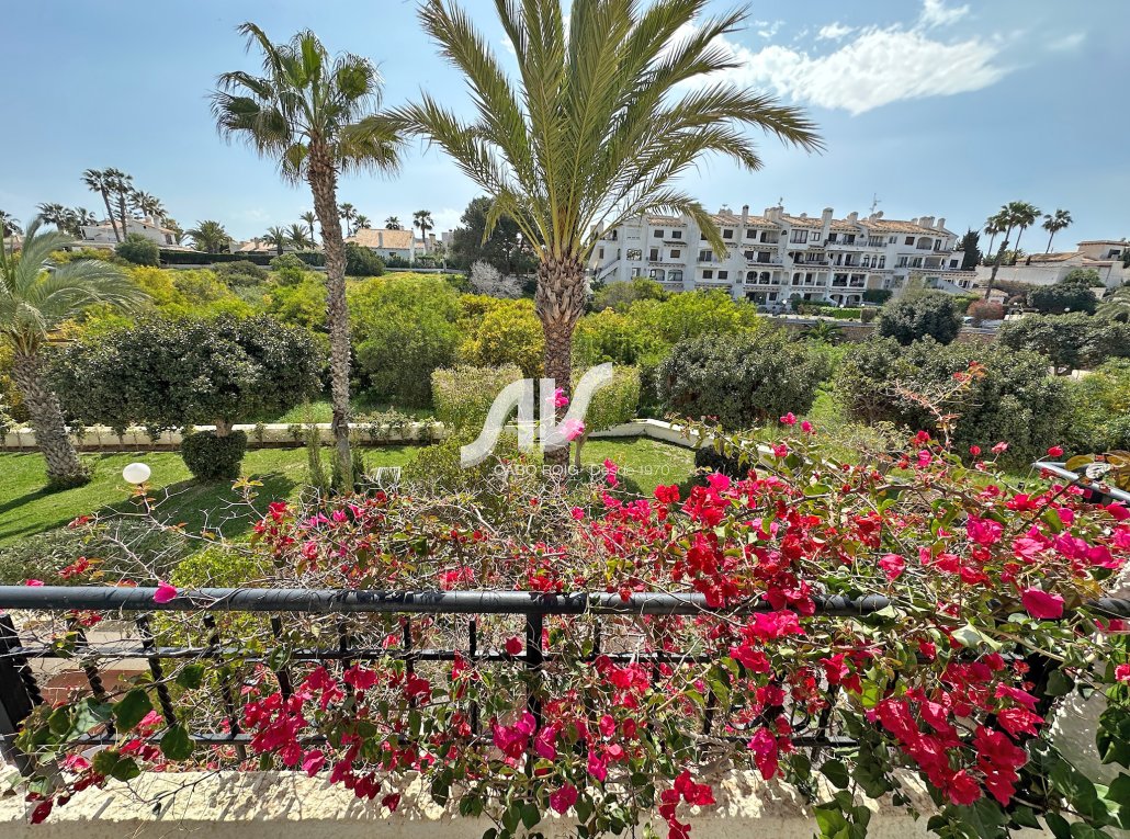 apartamento en Sol y Verde en Cabo Roig junto a la playa de Cala Capitán