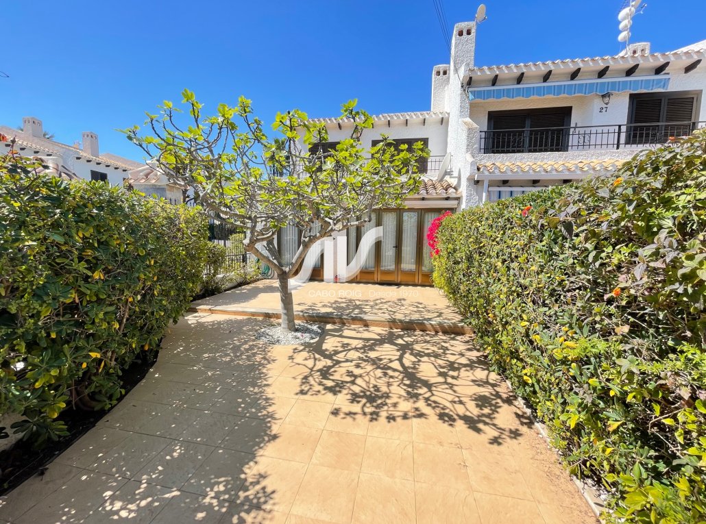 Bungalow en Cabo Roig residencial Bellavista I