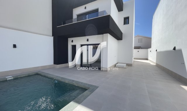 Chalet adosado - Nuevo - Heredades - Heredades