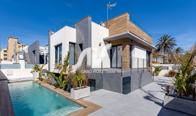 Chalet adosado - Nuevo - La Mata - La Mata