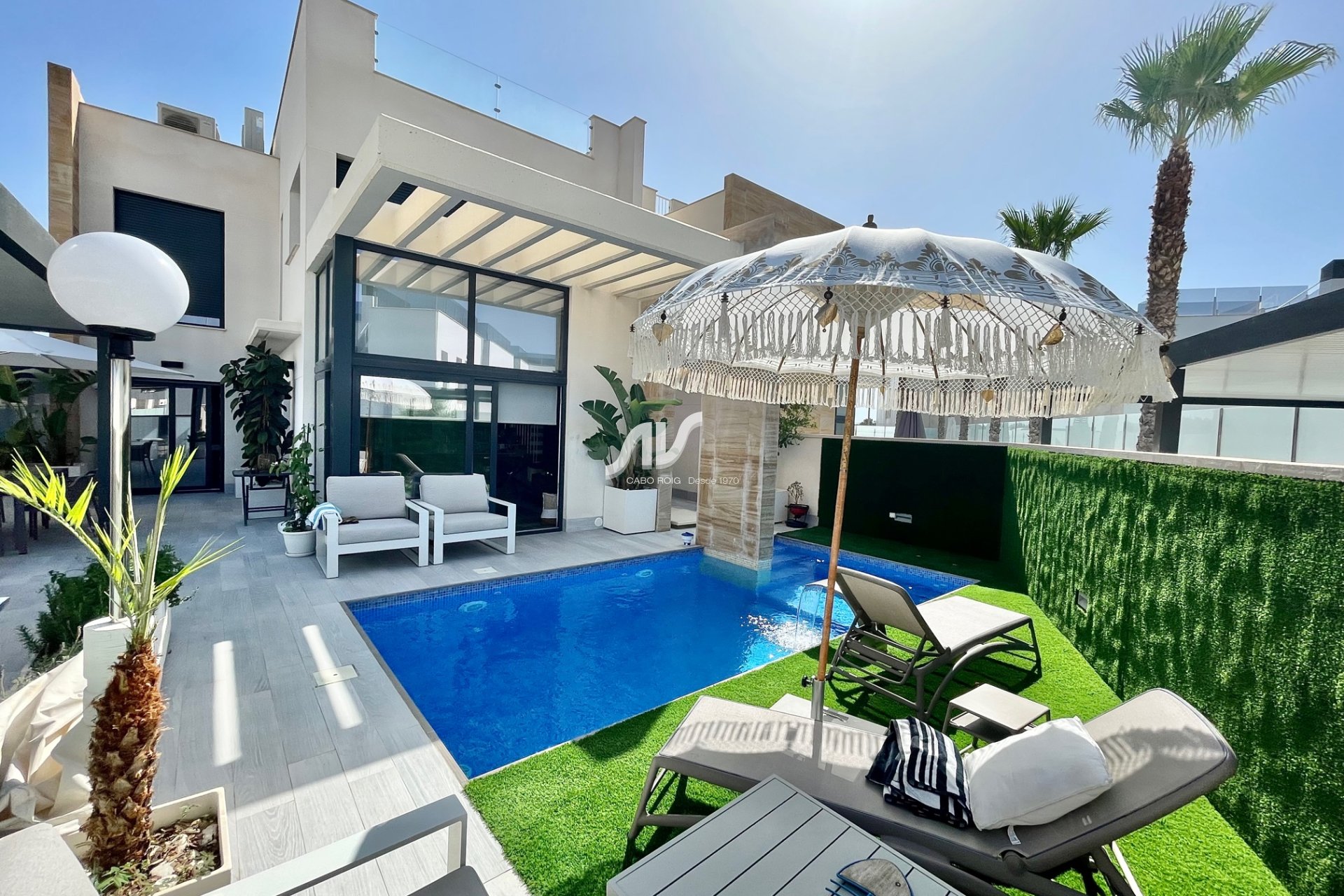 Chalet de obra nueva en Cabo Roig