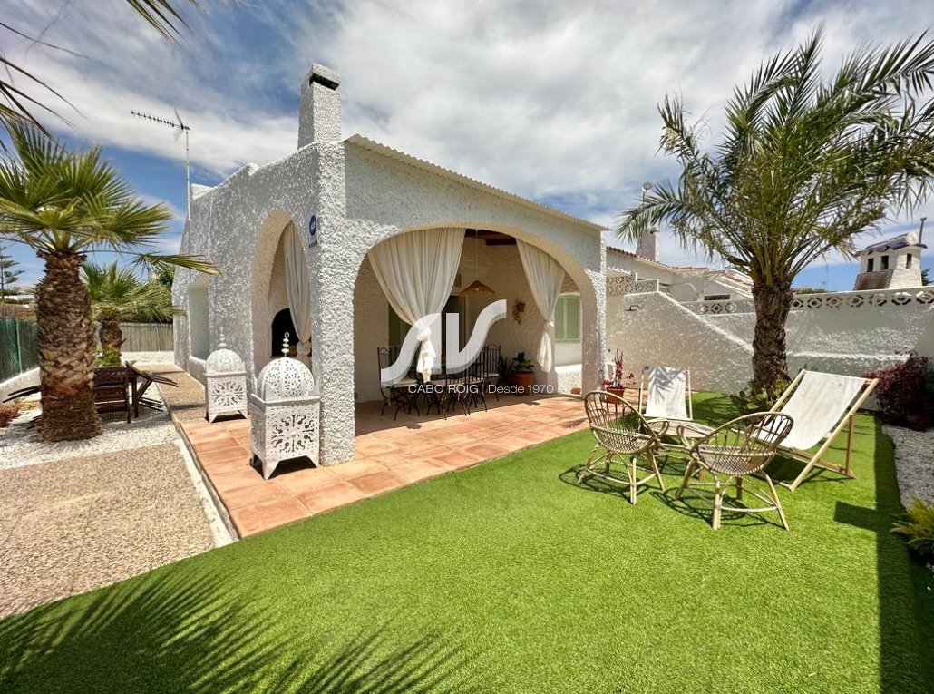 chalet en venta en Campoamor