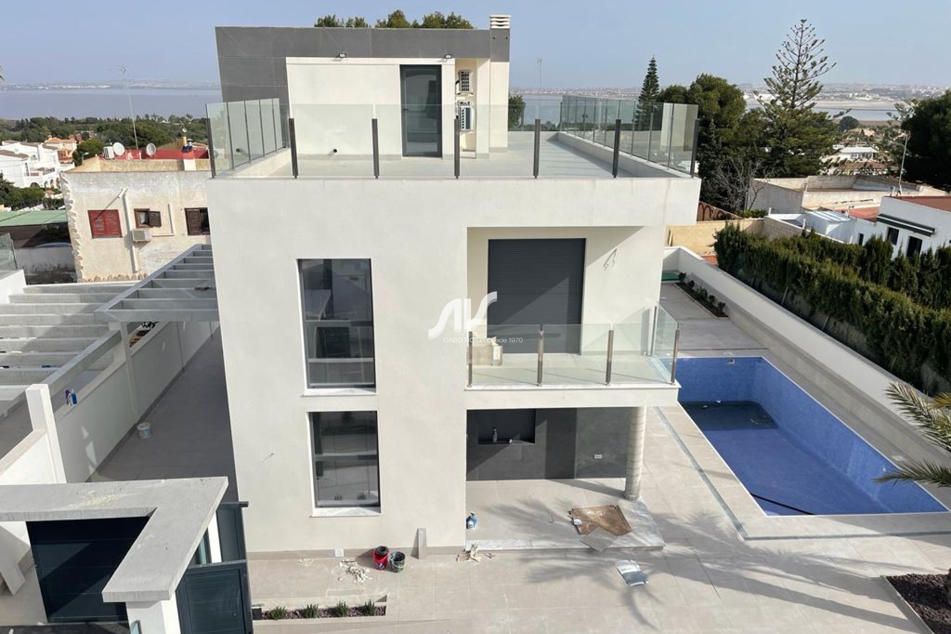 Chalet nuevo de diseño en venta con calidades de lujo en Los Balcones