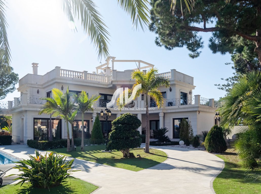 Mansión en venta en Campoamor, Orihuela Costa