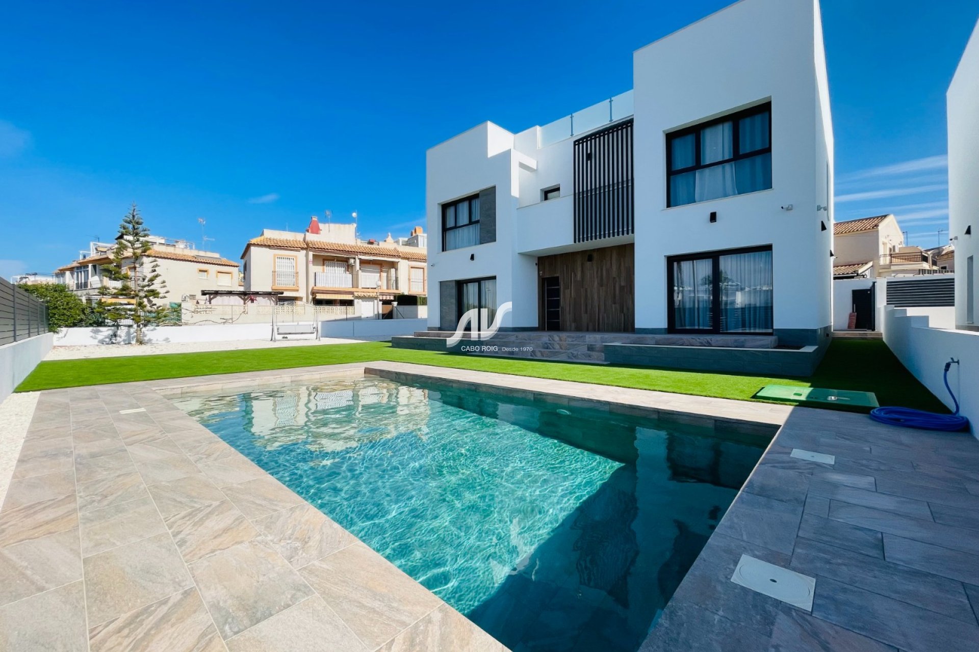 Neubau - Doppelhaushälfte - Torrevieja
