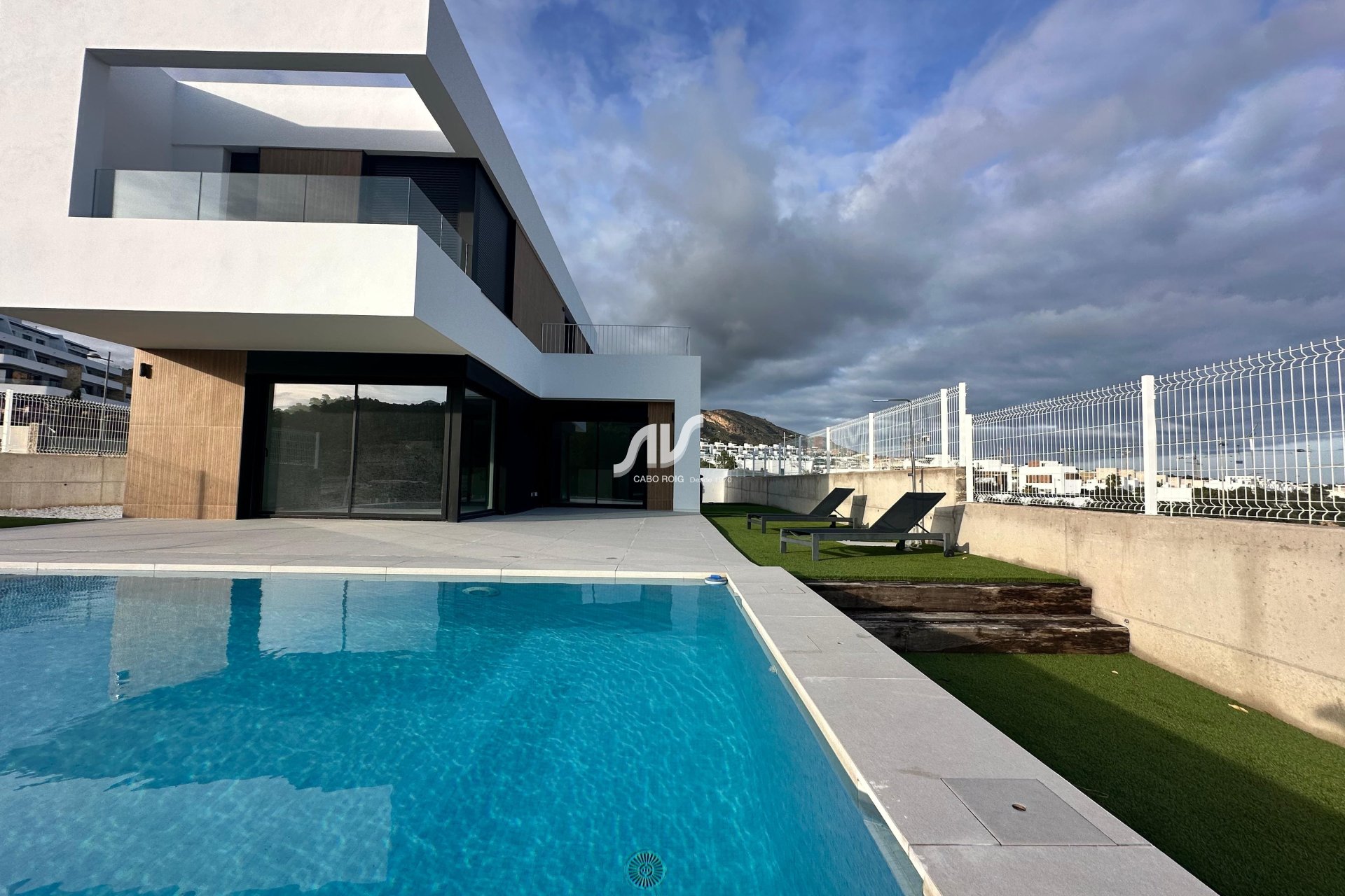 New Build - Semidetached Villa - Finestrat