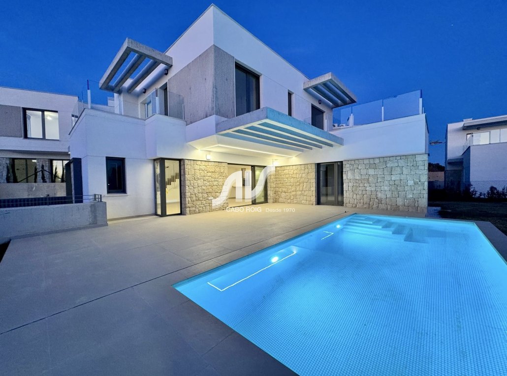 New Build - Semidetached Villa - Finestrat