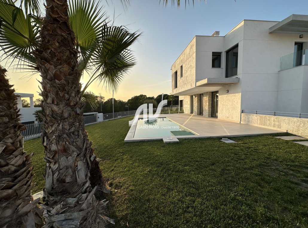 New Build - Semidetached Villa - Finestrat