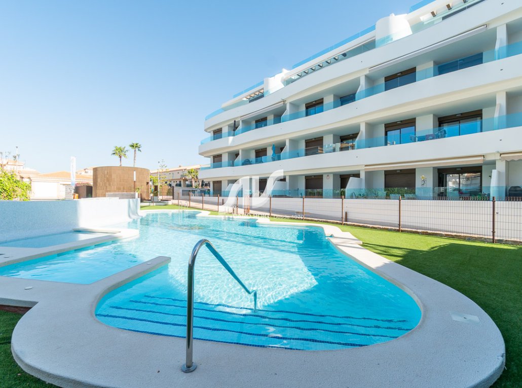 Nowa budowa - Bungalow - Orihuela Costa