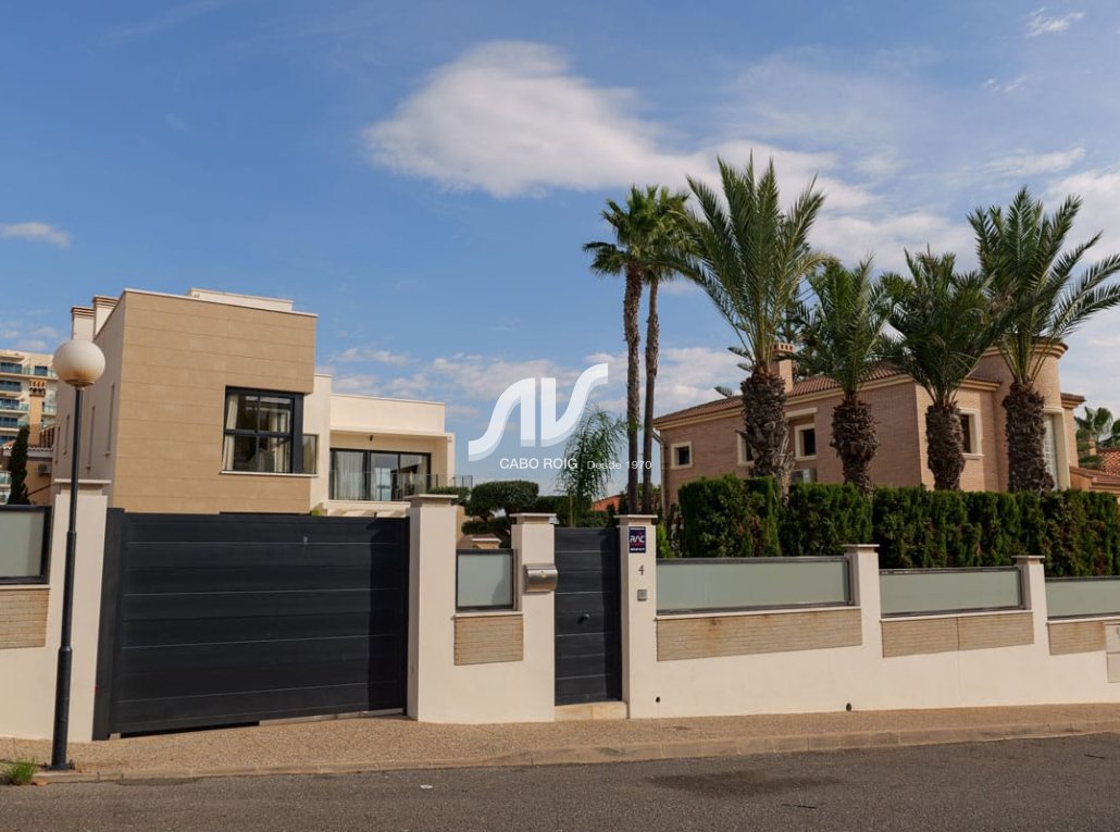 Nowa budowa - Villa - Torrevieja