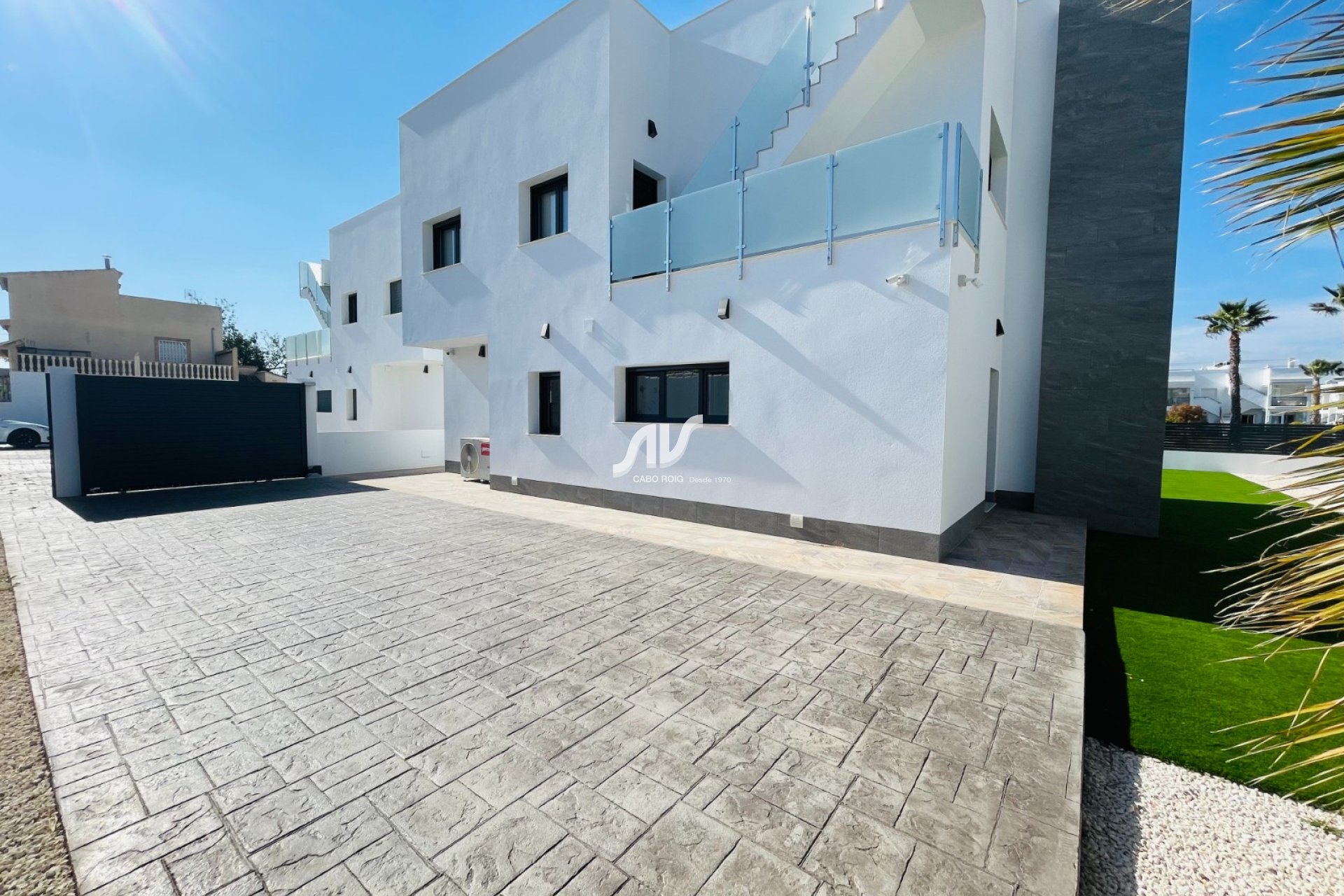 Nowa budowa - Willa bliźniacza - Torrevieja