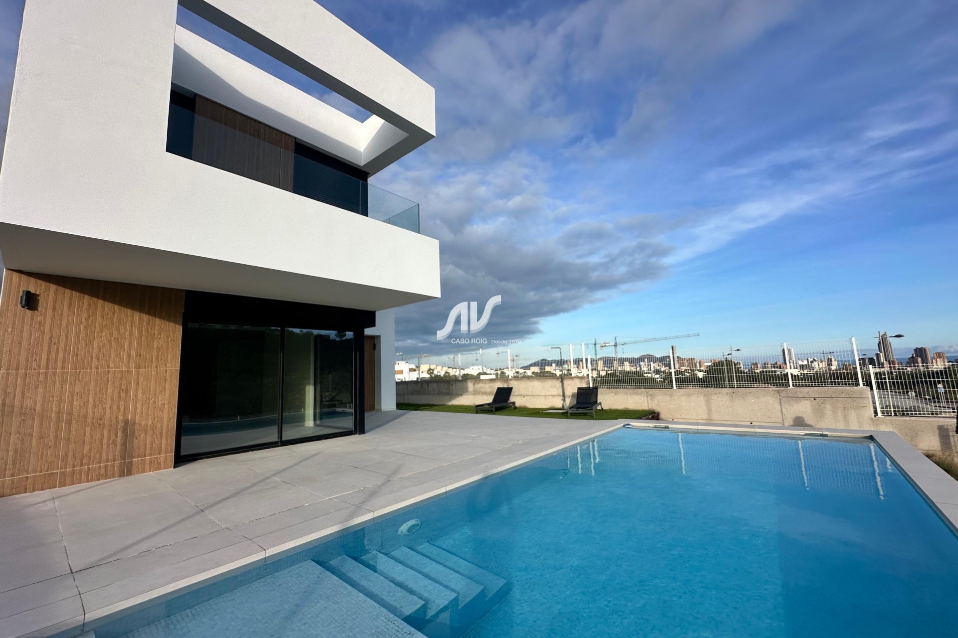 Nuevo - Chalet adosado - Finestrat