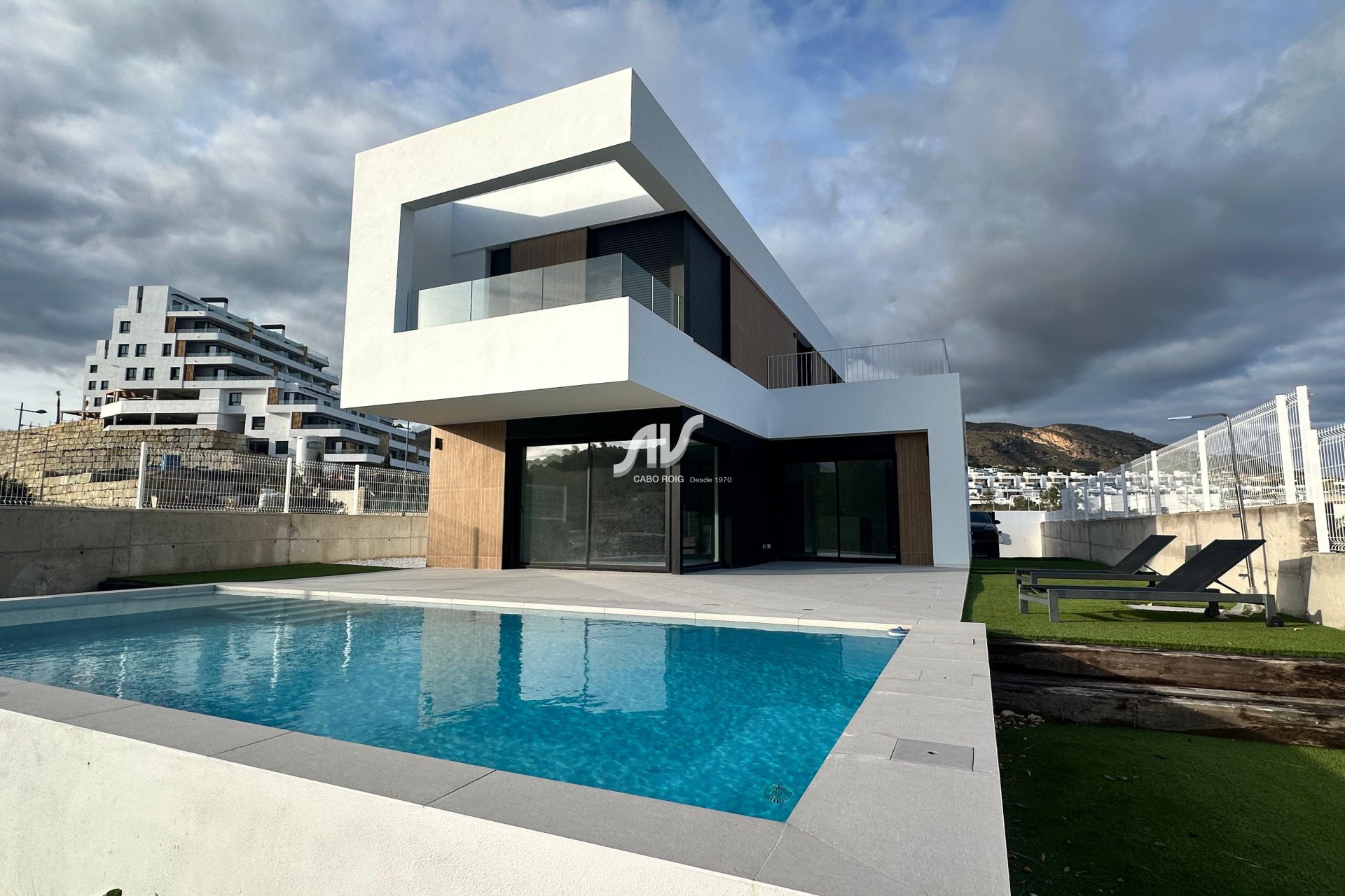 Nuevo - Chalet adosado - Finestrat
