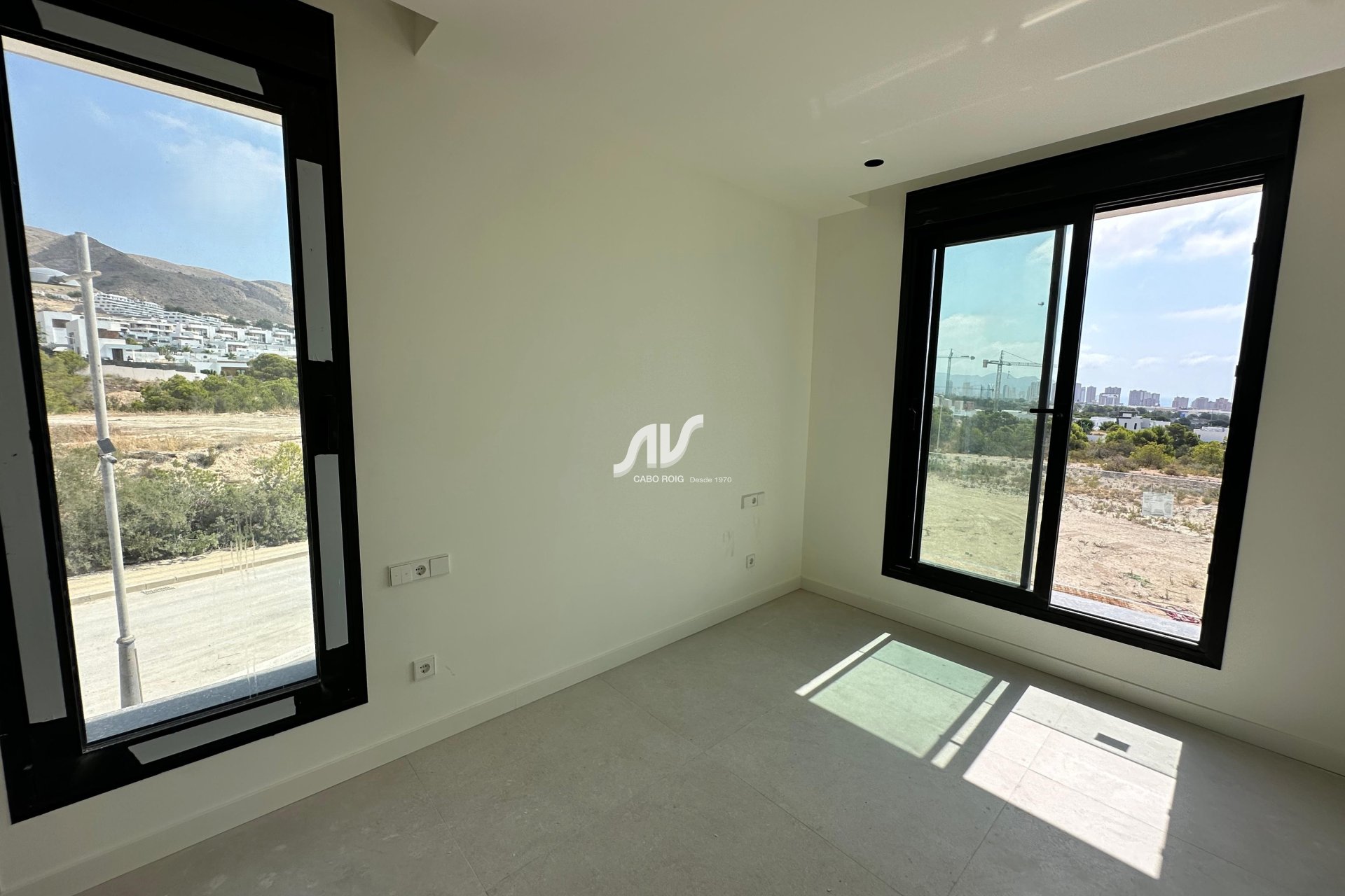 Nuevo - Chalet adosado - Finestrat