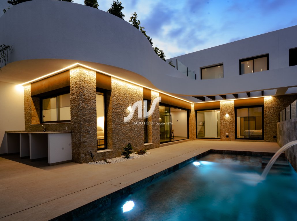 Nuevo - Chalet adosado - Heredades