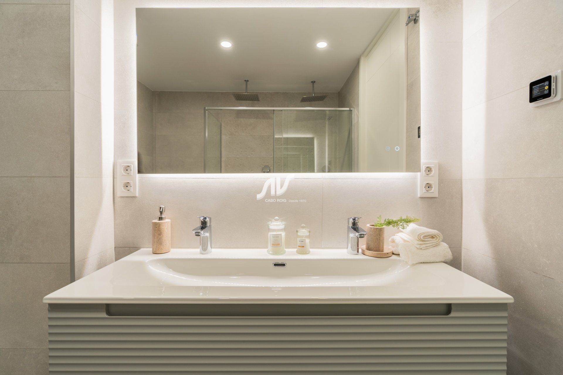 Nuevo - Chalet adosado - La Nucía