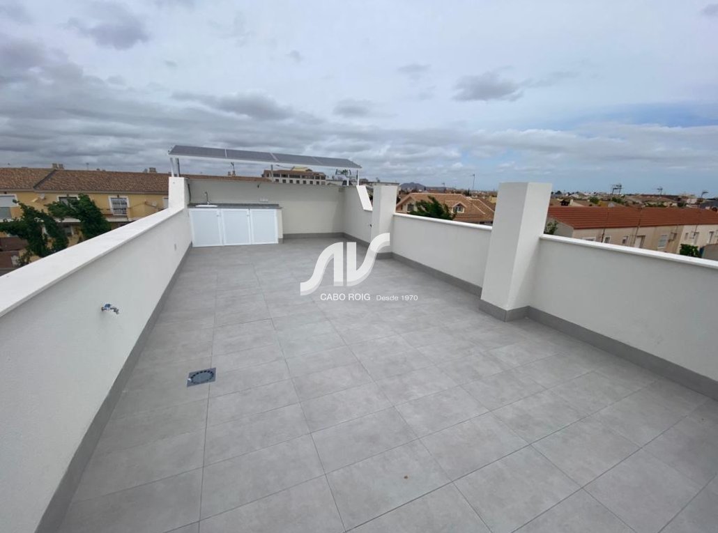 Nuevo - Chalet adosado - Los Alcázares