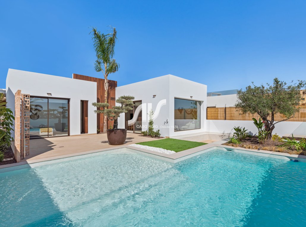 Nuevo - Chalet adosado - Los Alcázares