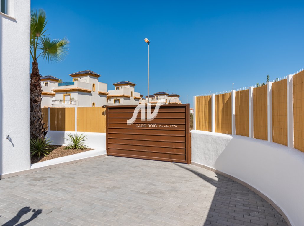 Nuevo - Chalet adosado - Los Alcázares