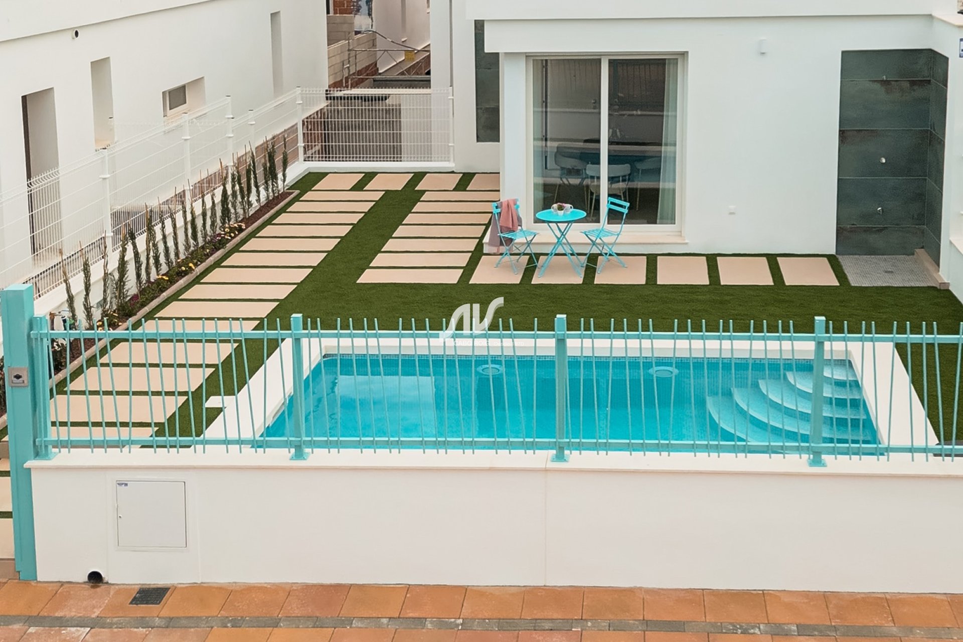 Nuevo - Chalet adosado - Los Alcázares