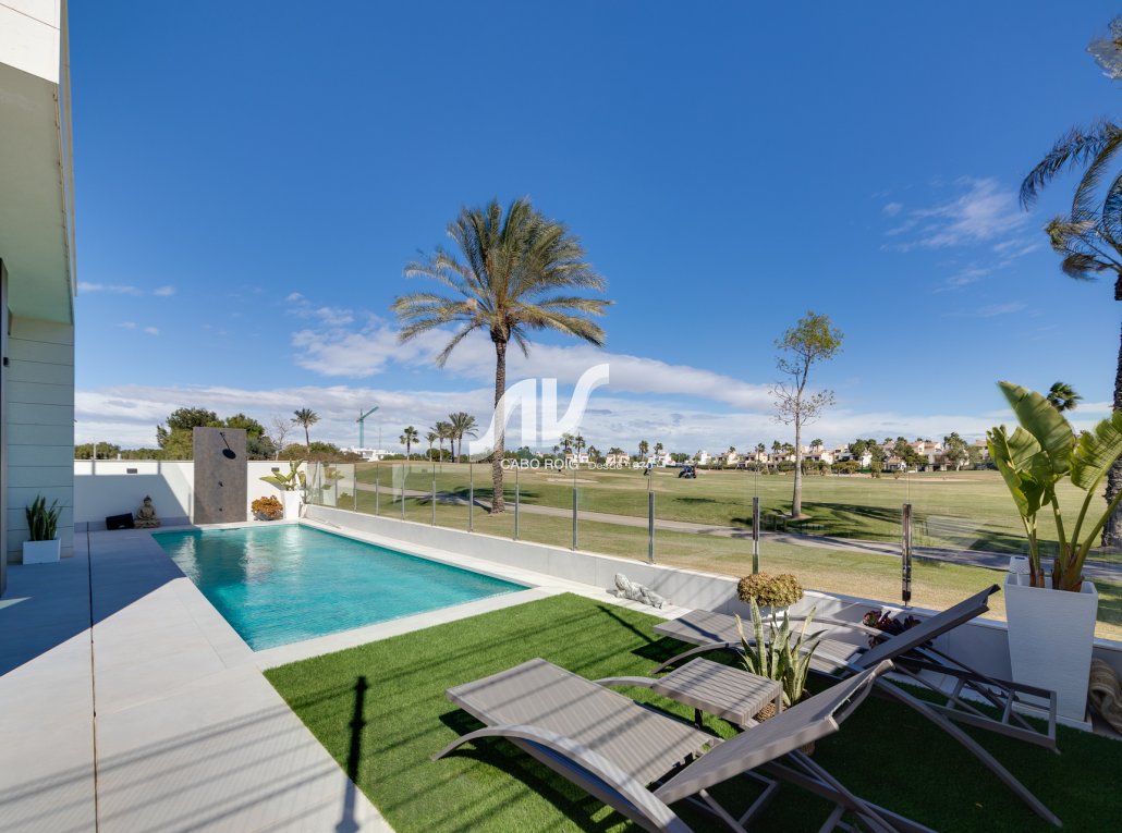 Nuevo - Chalet adosado - Pilar de la Horadada