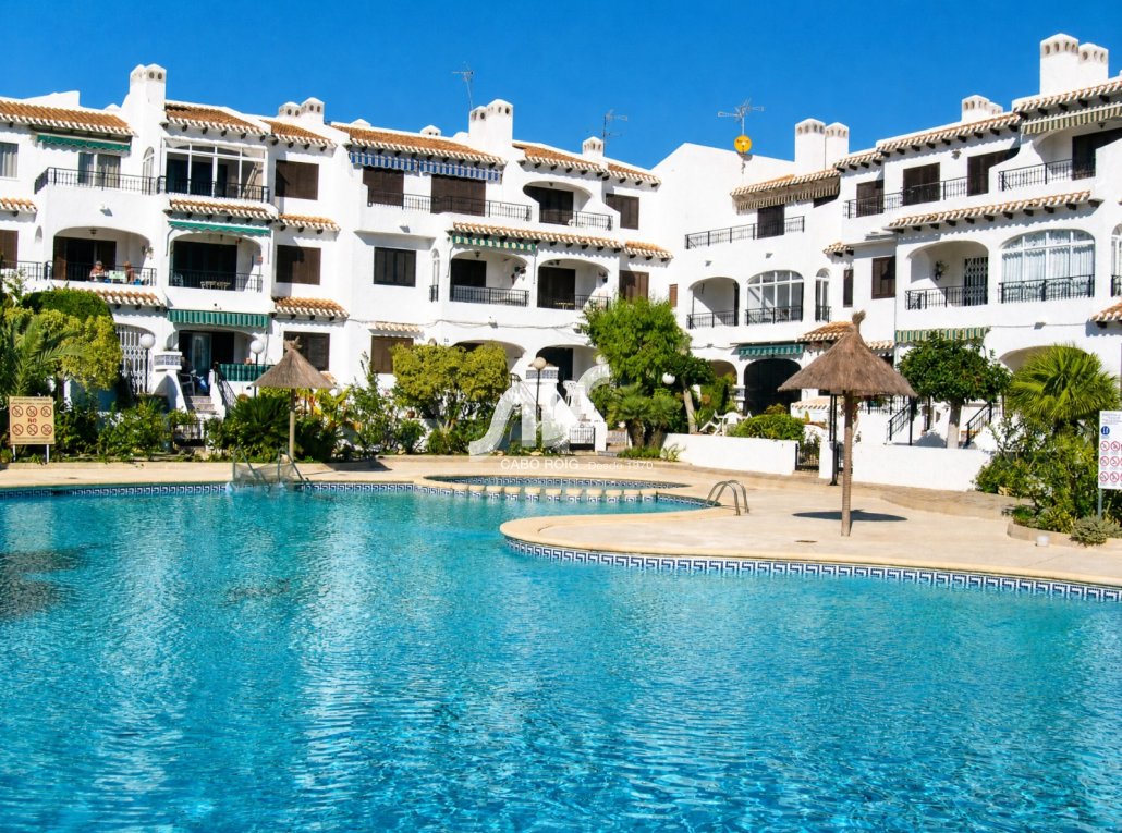 Odsprzedaż - Bungalow - Orihuela Costa - Cabo Roig