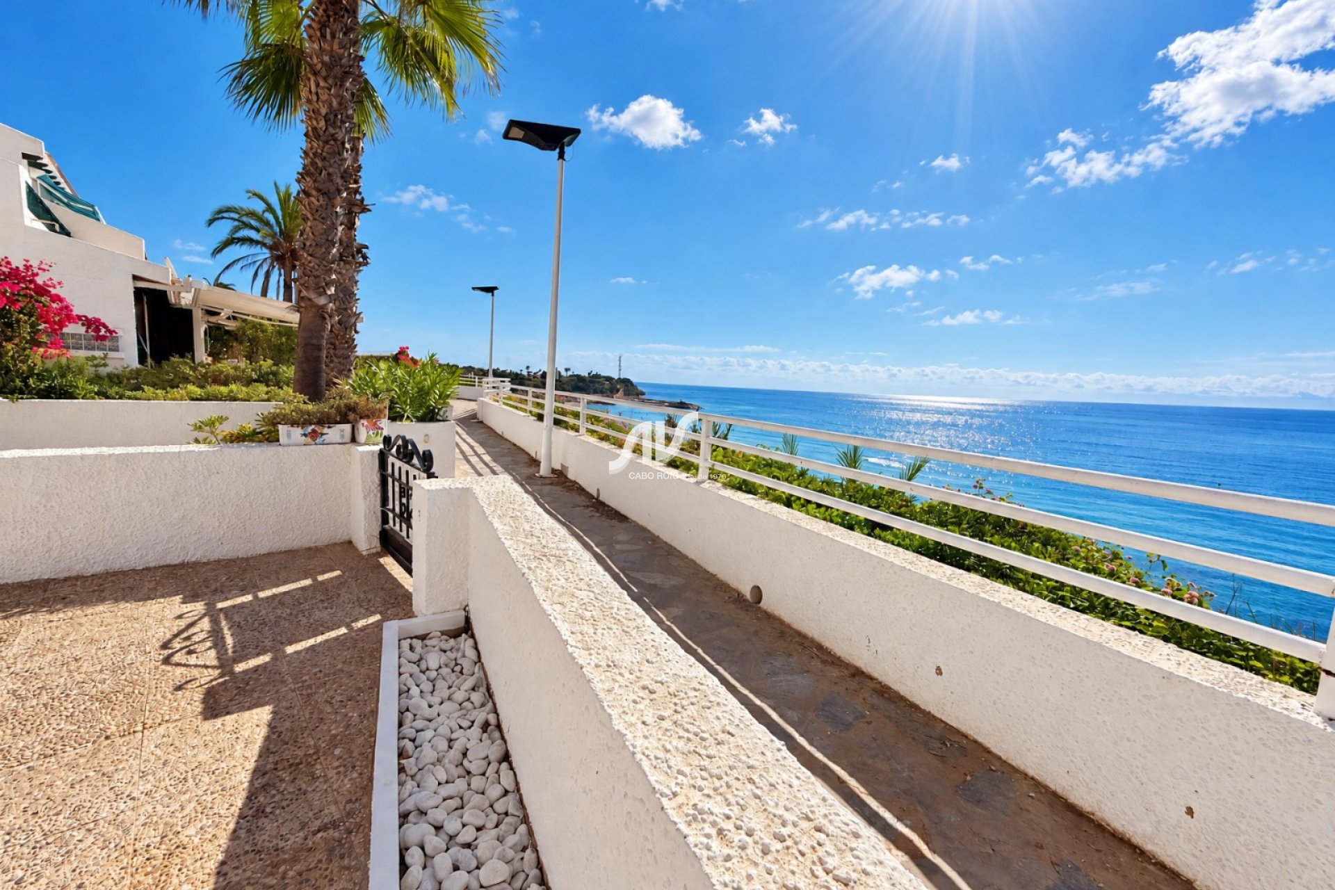 Odsprzedaż - Bungalow - Orihuela Costa - Cabo Roig