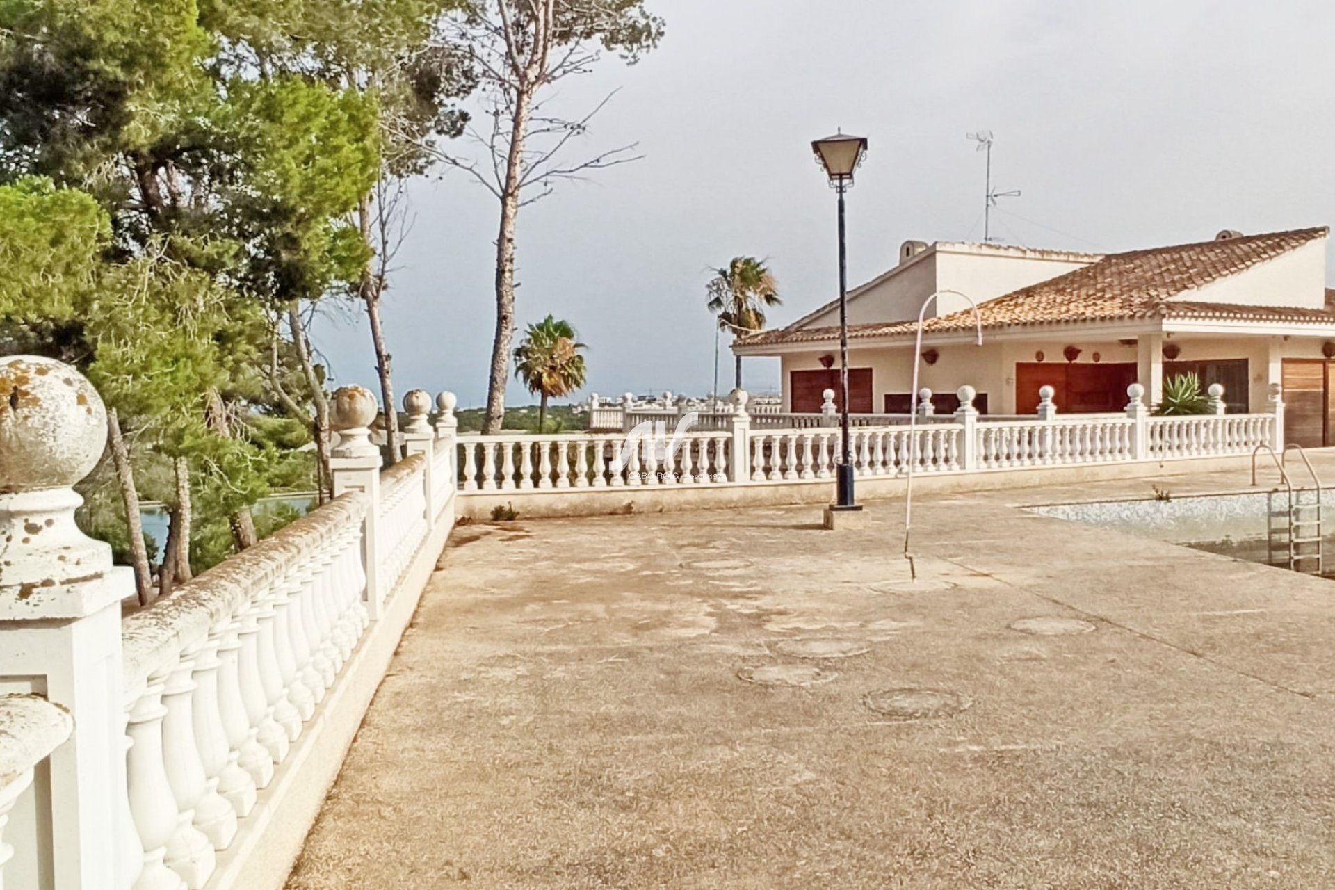 Odsprzedaż - Finca - San Miguel de Salinas - Las Colinas Golf