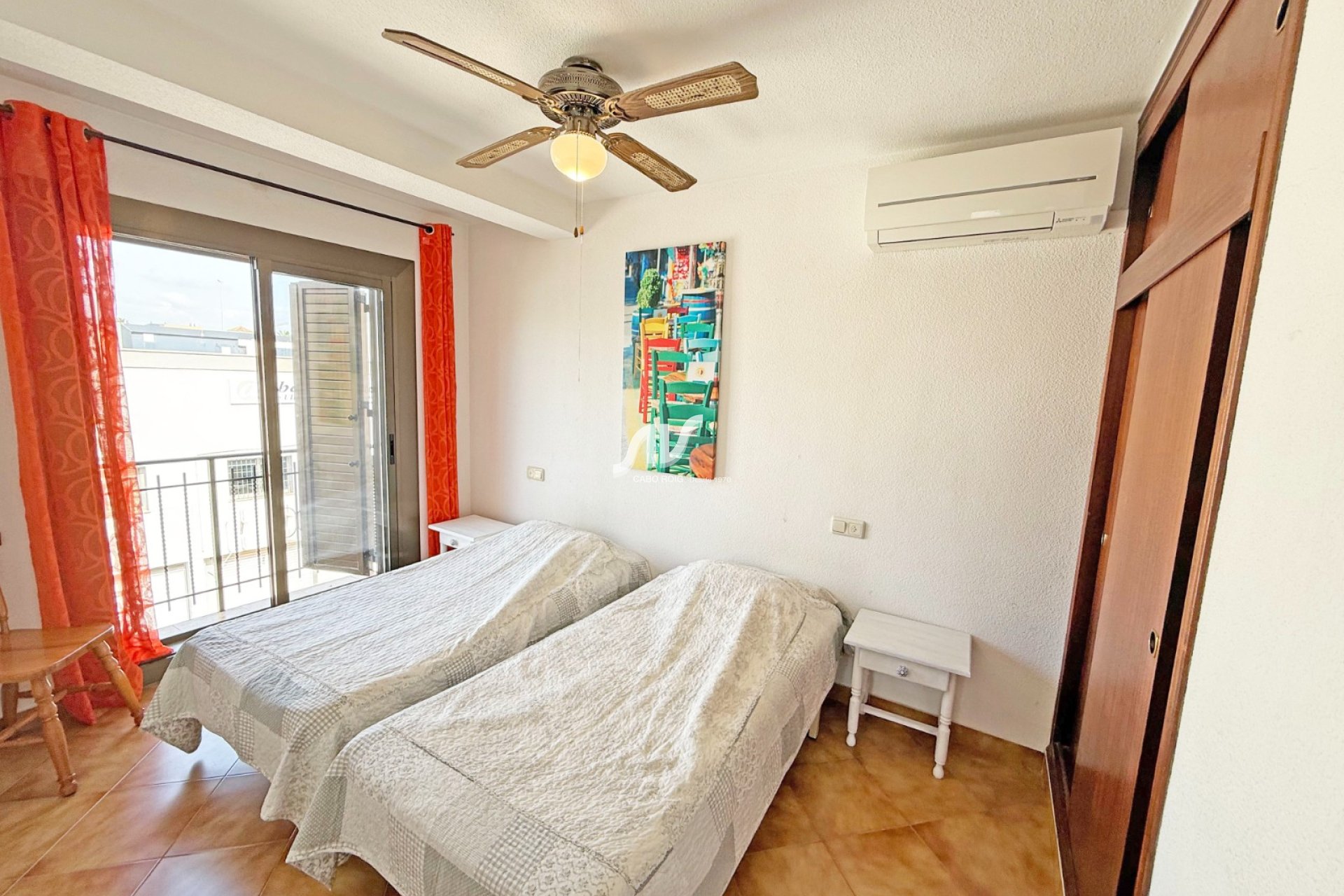 Odsprzedaż - Mieszkanie - Orihuela Costa - Cabo Roig