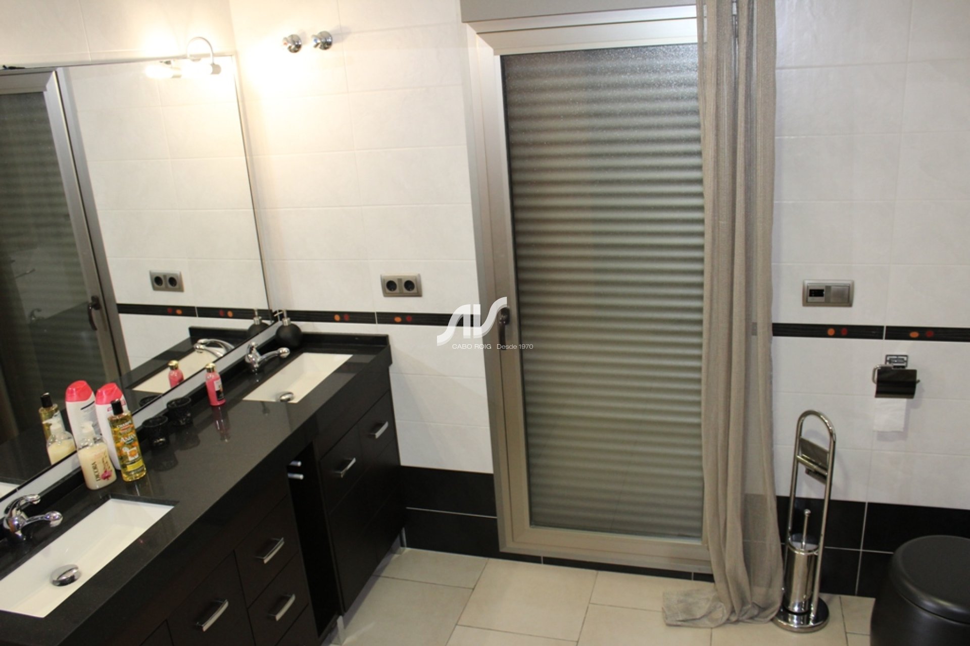 Odsprzedaż - Villa - Orihuela Costa - Cabo Roig