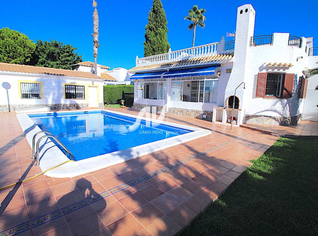 Odsprzedaż - Villa - Orihuela Costa - Cabo Roig
