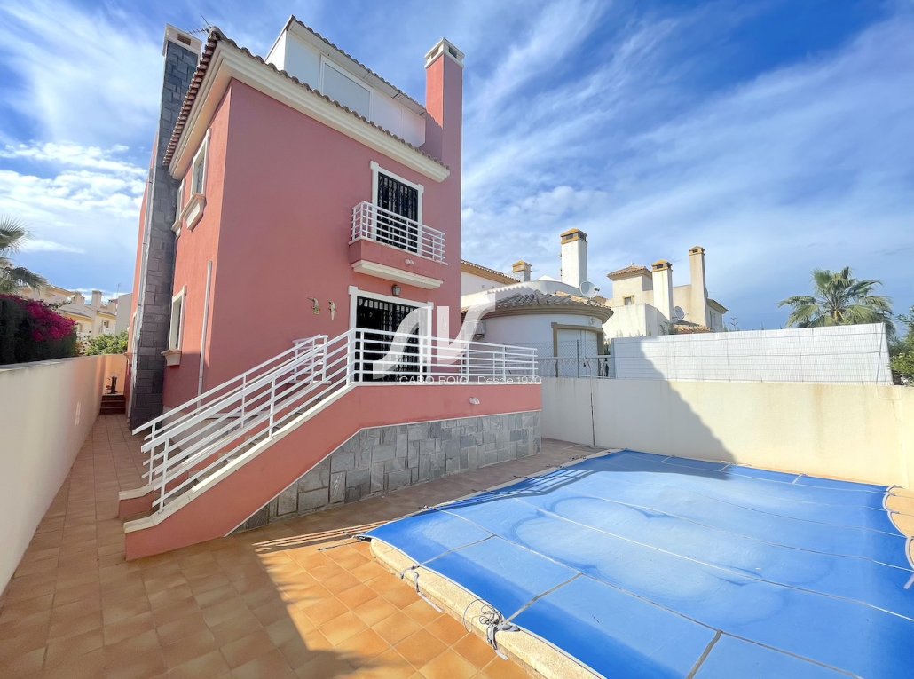 Odsprzedaż - Villa - Orihuela Costa - Cabo Roig
