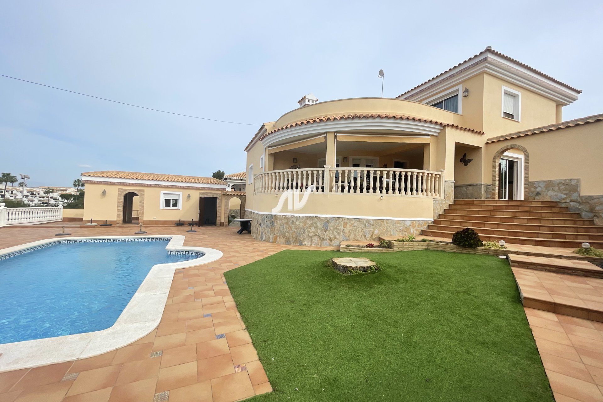 Odsprzedaż - Villa - Orihuela Costa - Cabo Roig