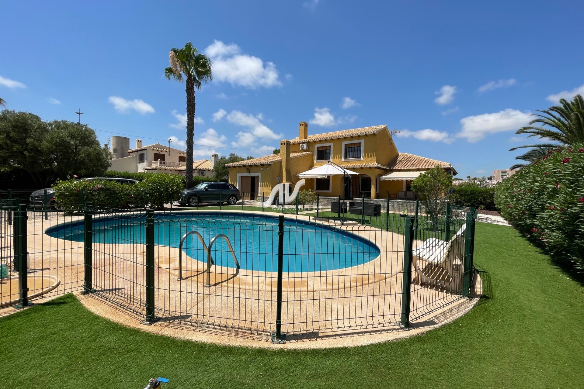 Odsprzedaż - Villa - Orihuela Costa - Cabo Roig