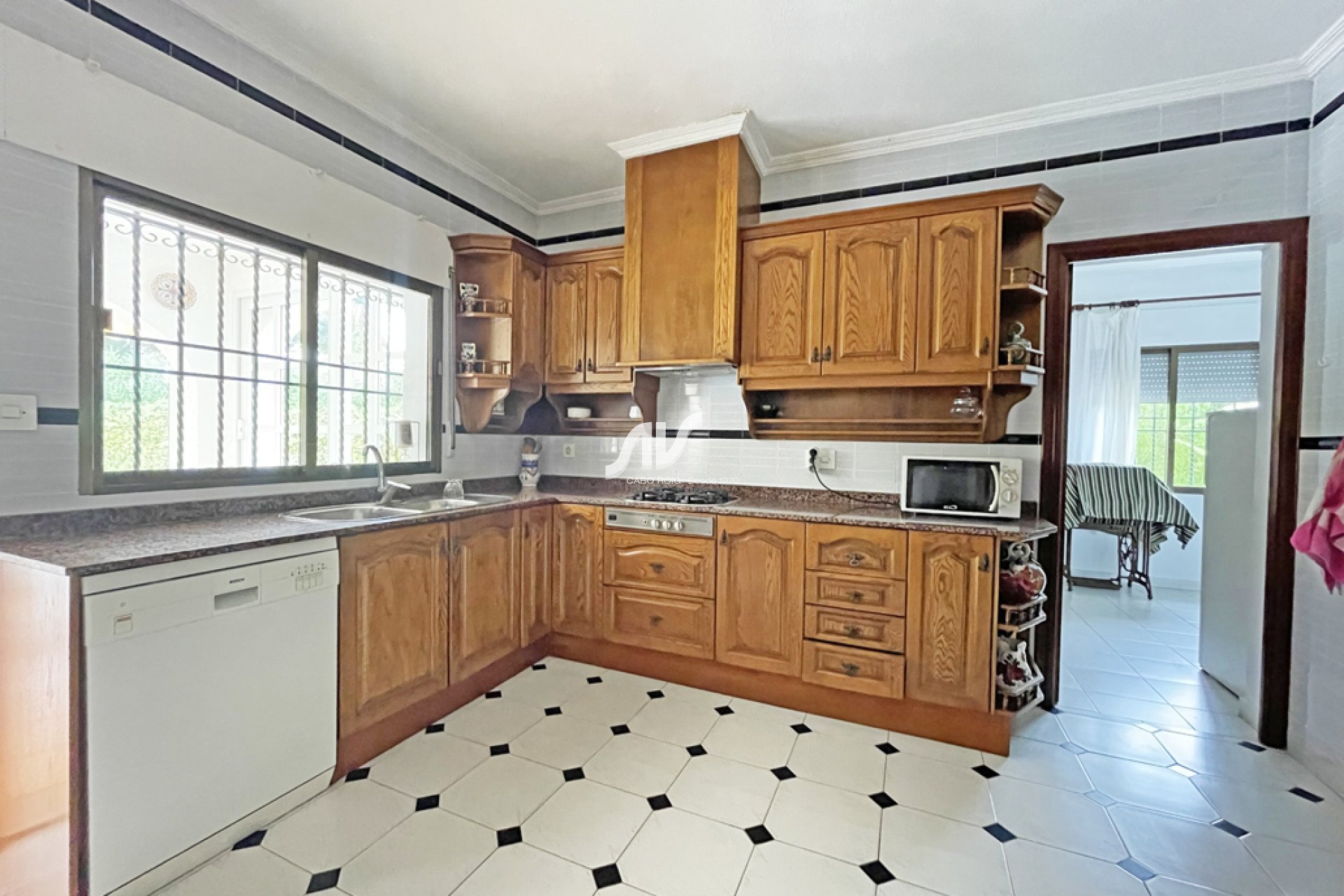 Odsprzedaż - Villa - Orihuela Costa - Cabo Roig