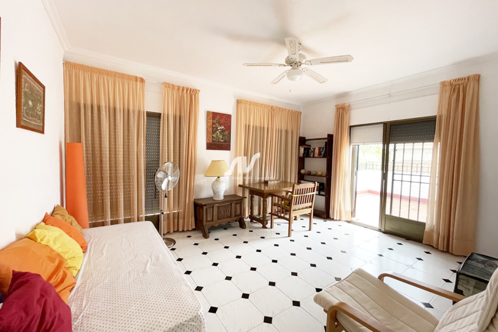 Odsprzedaż - Villa - Orihuela Costa - Cabo Roig