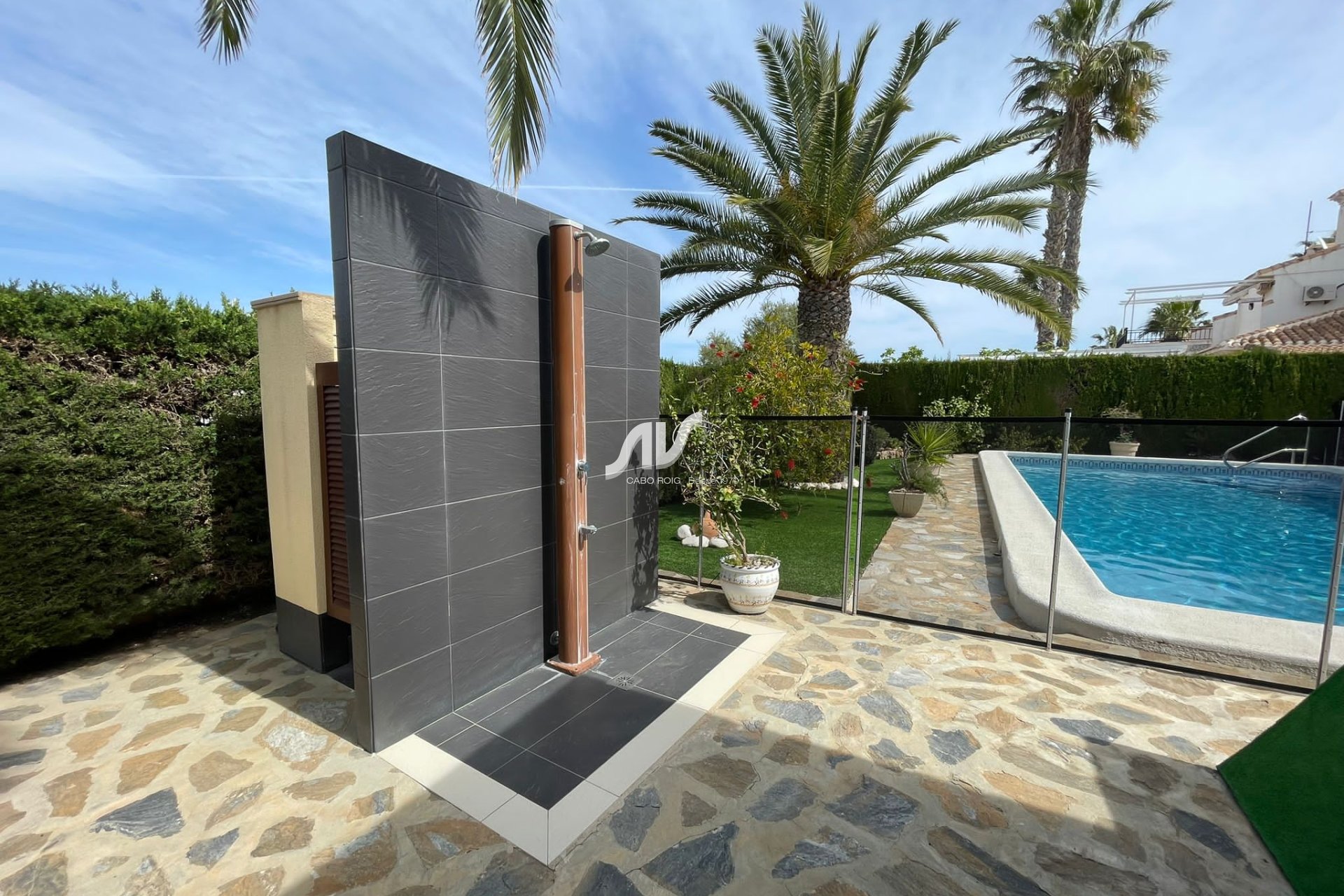 Odsprzedaż - Villa - Orihuela Costa - Cabo Roig