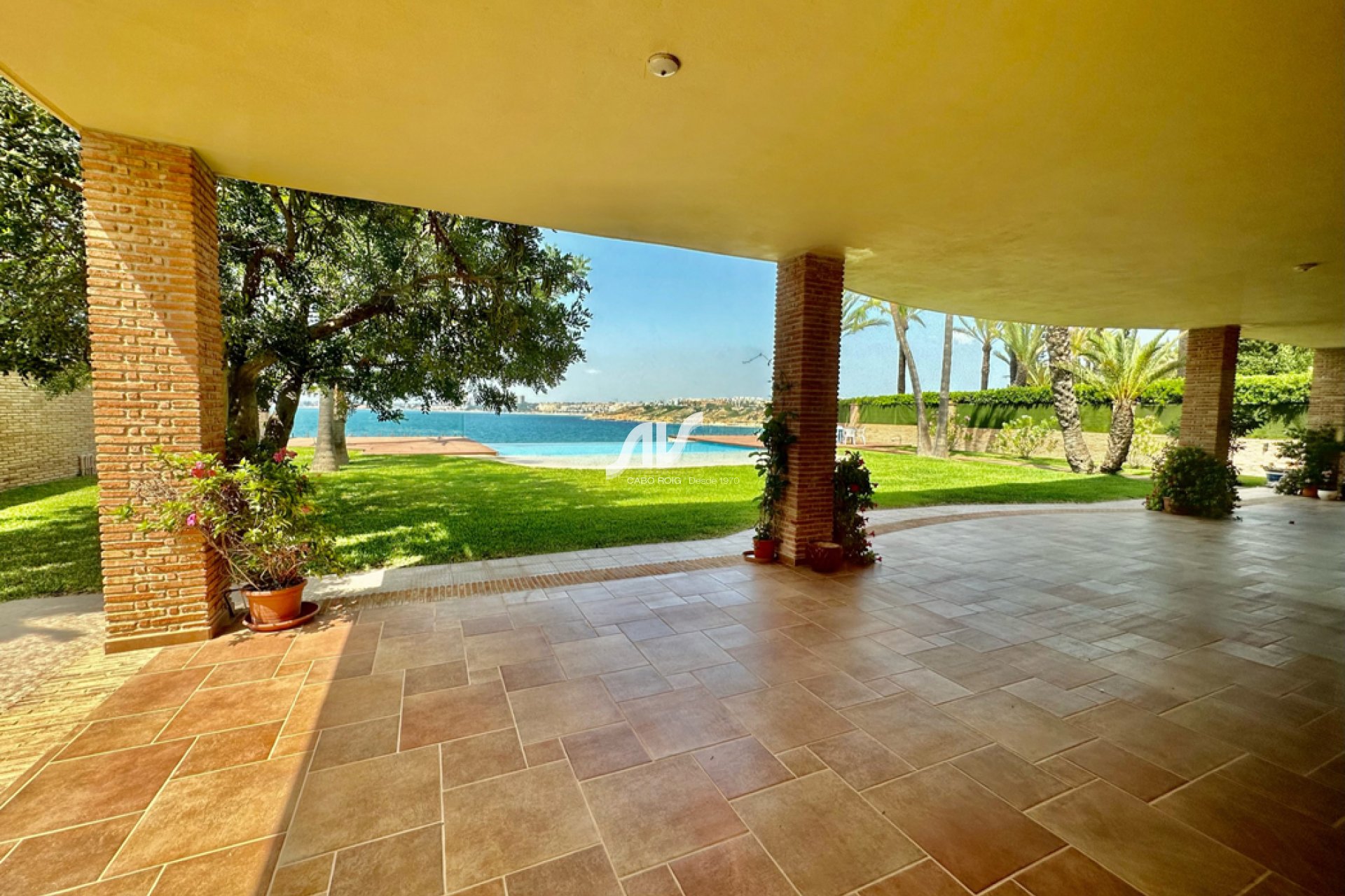 Odsprzedaż - Villa - Orihuela Costa - Cabo Roig