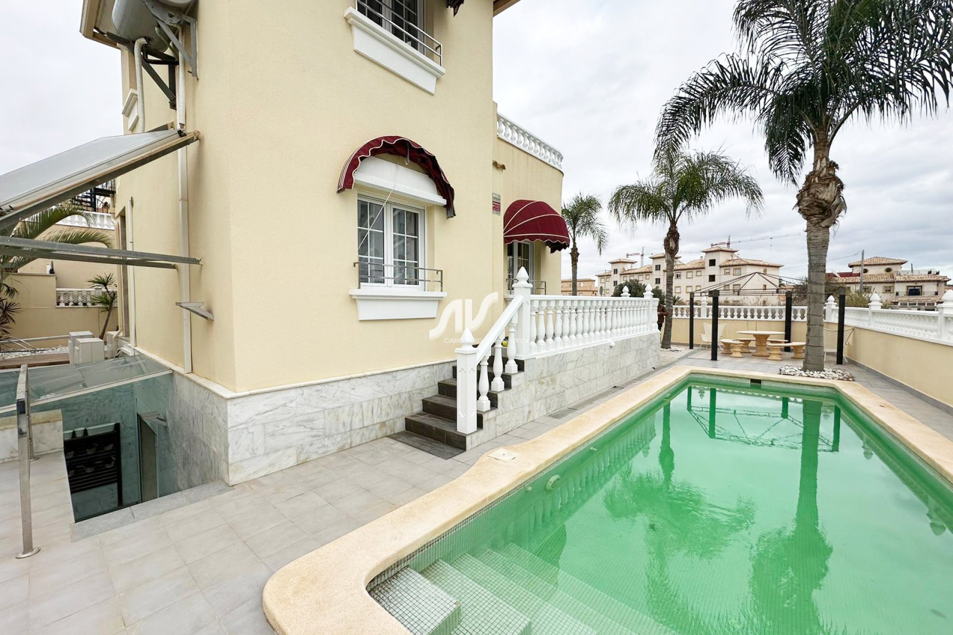 Odsprzedaż - Villa - Orihuela Costa - La Zenia II