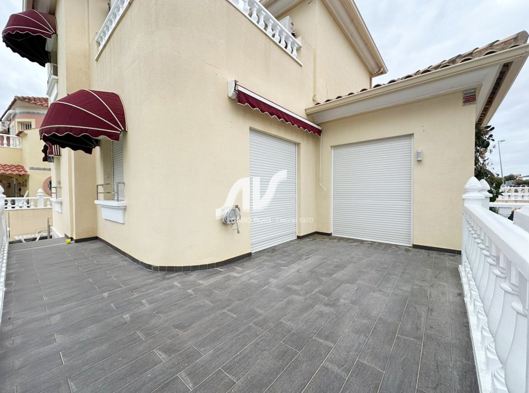 Odsprzedaż - Villa - Orihuela Costa - La Zenia II