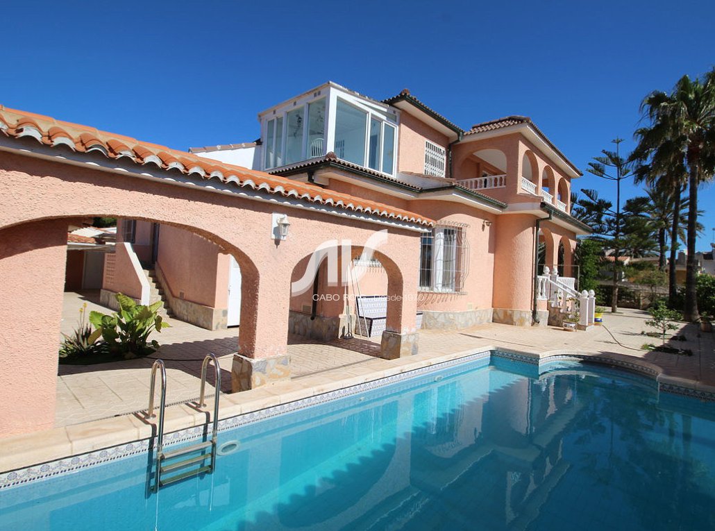 Odsprzedaż - Villa - Orihuela Costa - La Zenia