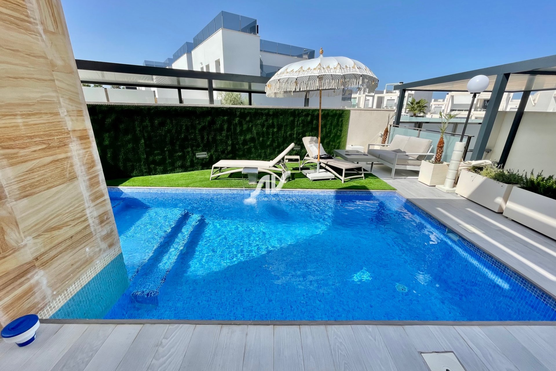 Odsprzedaż - Villa - Orihuela Costa - Lomas de Cabo Roig