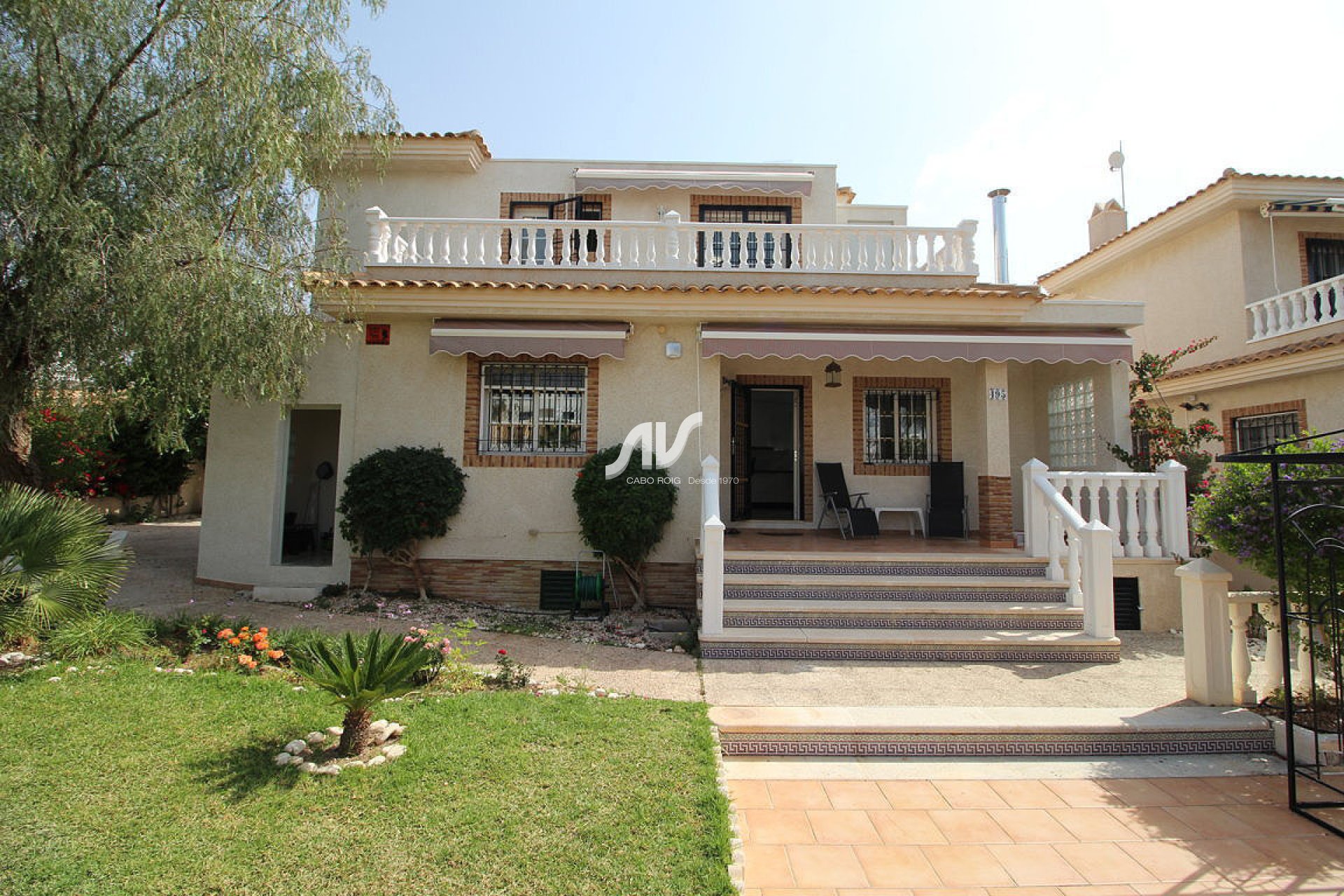 Odsprzedaż - Villa - Orihuela Costa - Los Dolses