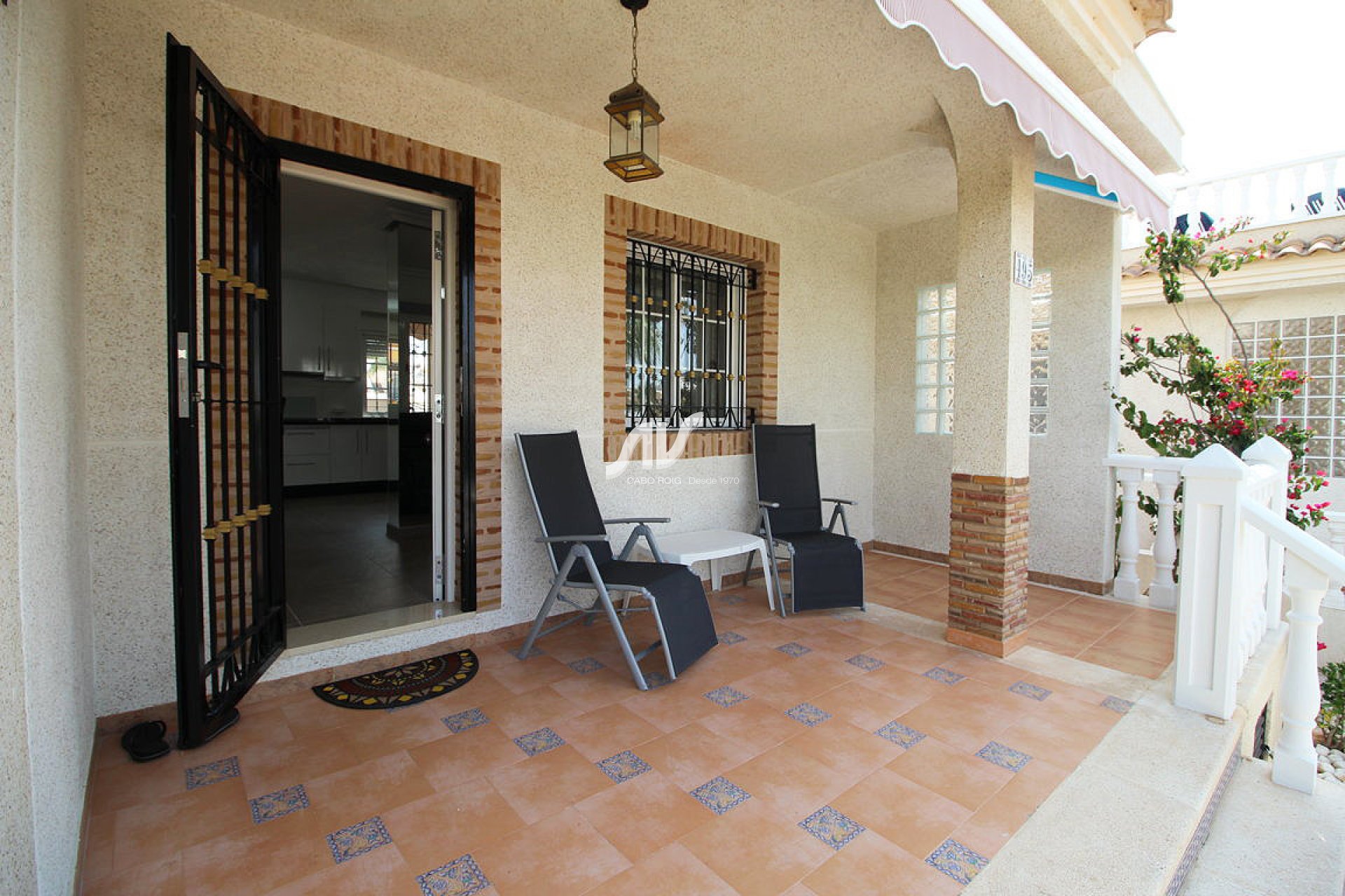 Odsprzedaż - Villa - Orihuela Costa - Los Dolses