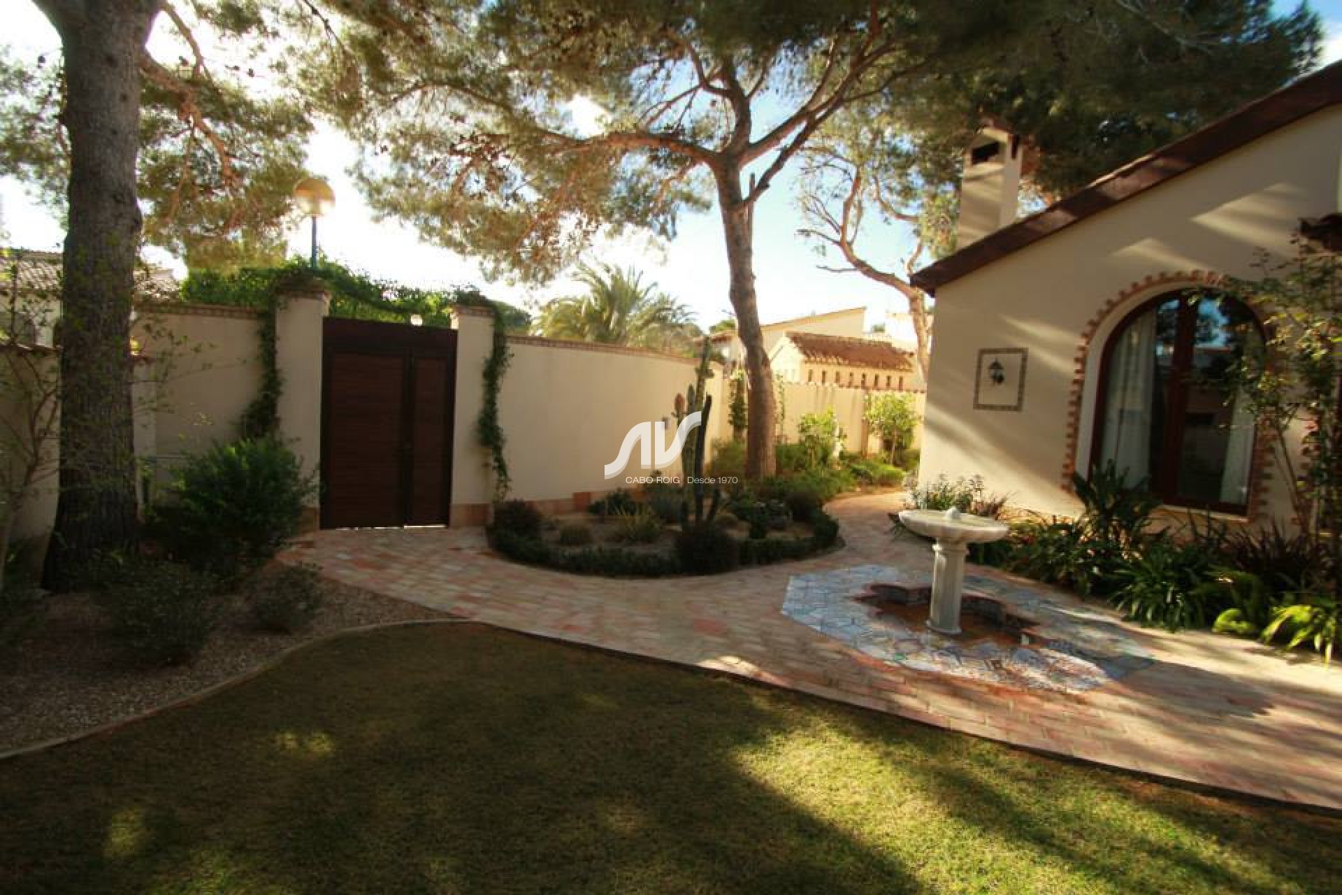 Odsprzedaż - Villa - Orihuela Costa - Punta Prima