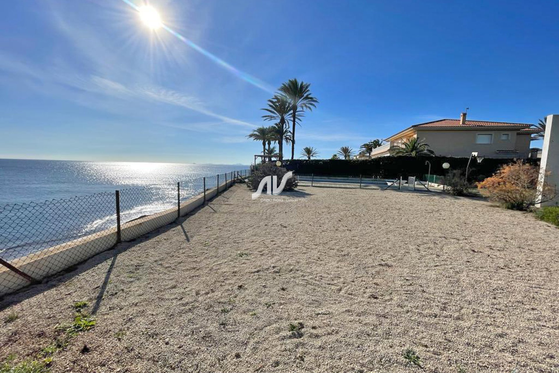 Parcela en venta en Cabo Roig con vistas al mar