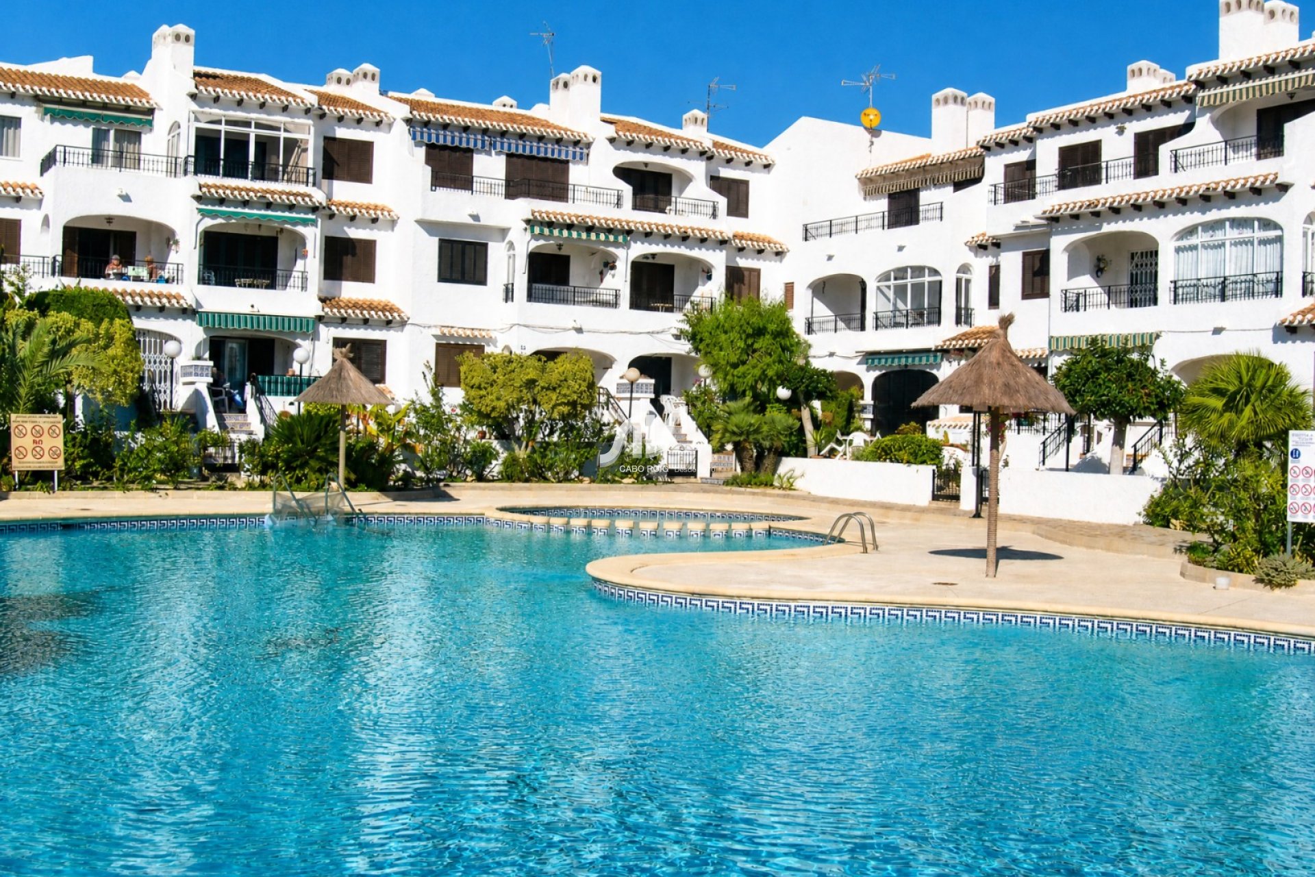 Resale - Bungalow - Orihuela Costa - Cabo Roig