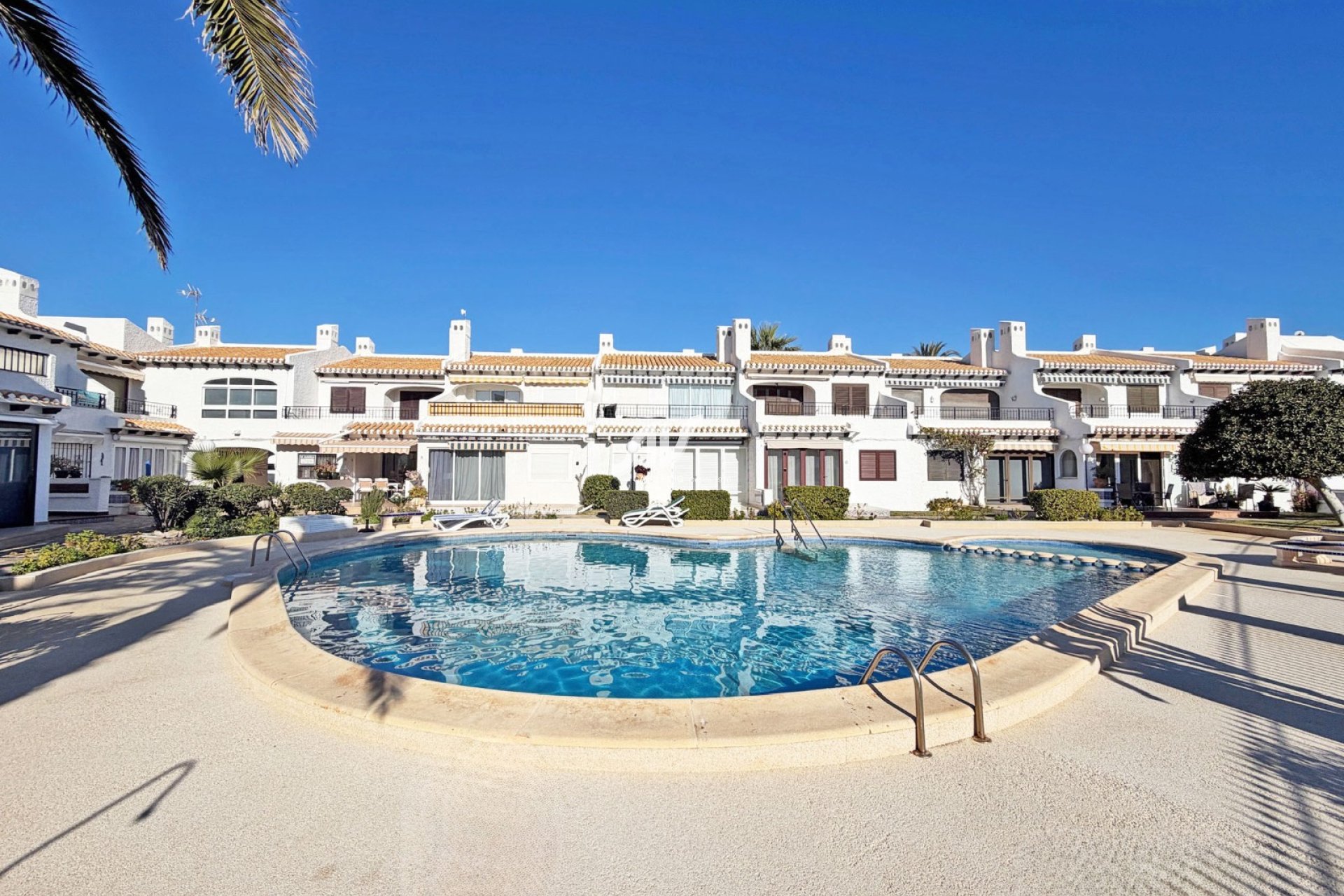 Resale - Bungalow - Orihuela Costa - Cabo Roig