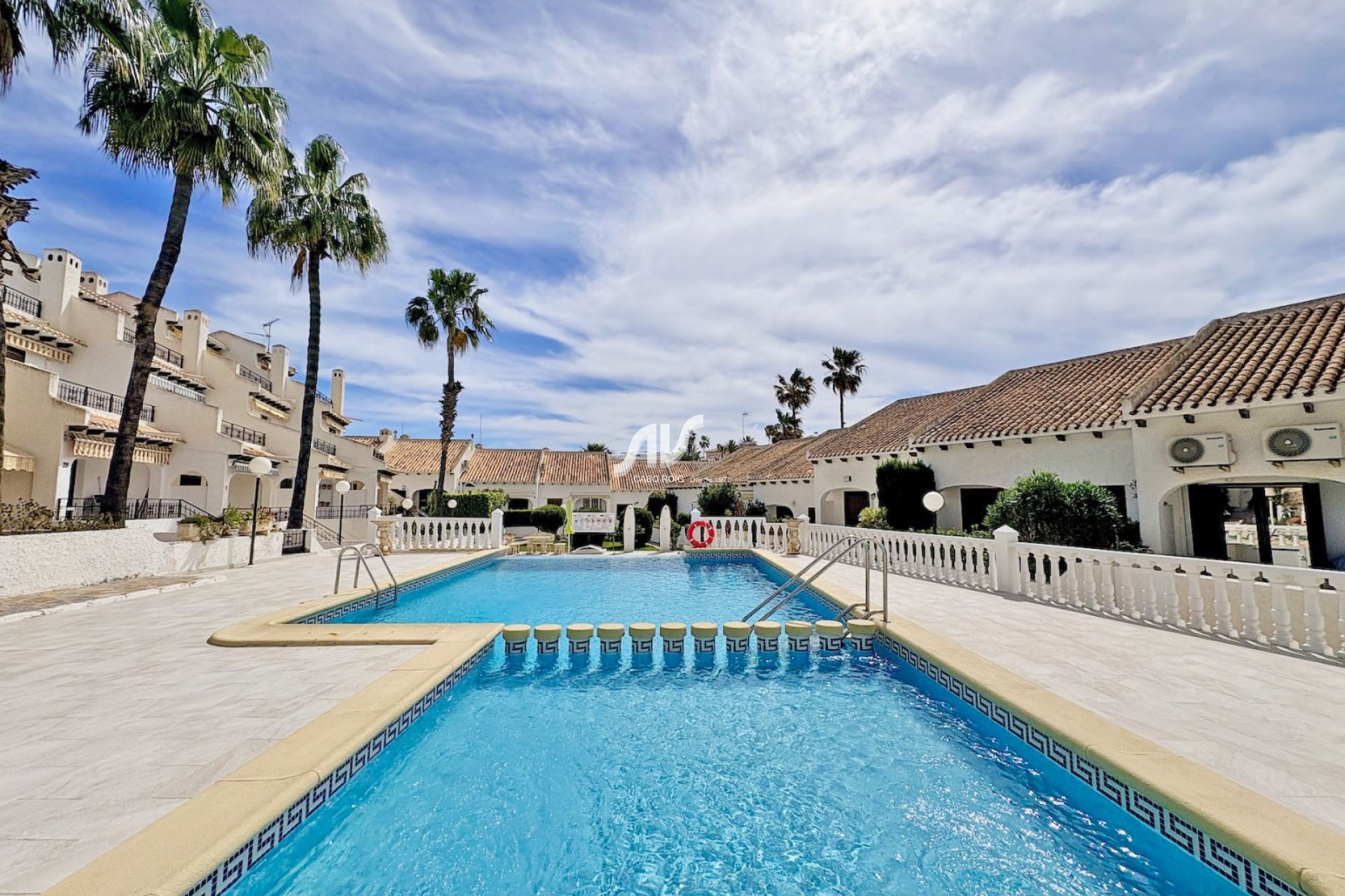 Resale - Semidetached Villa - Orihuela Costa - Cabo Roig