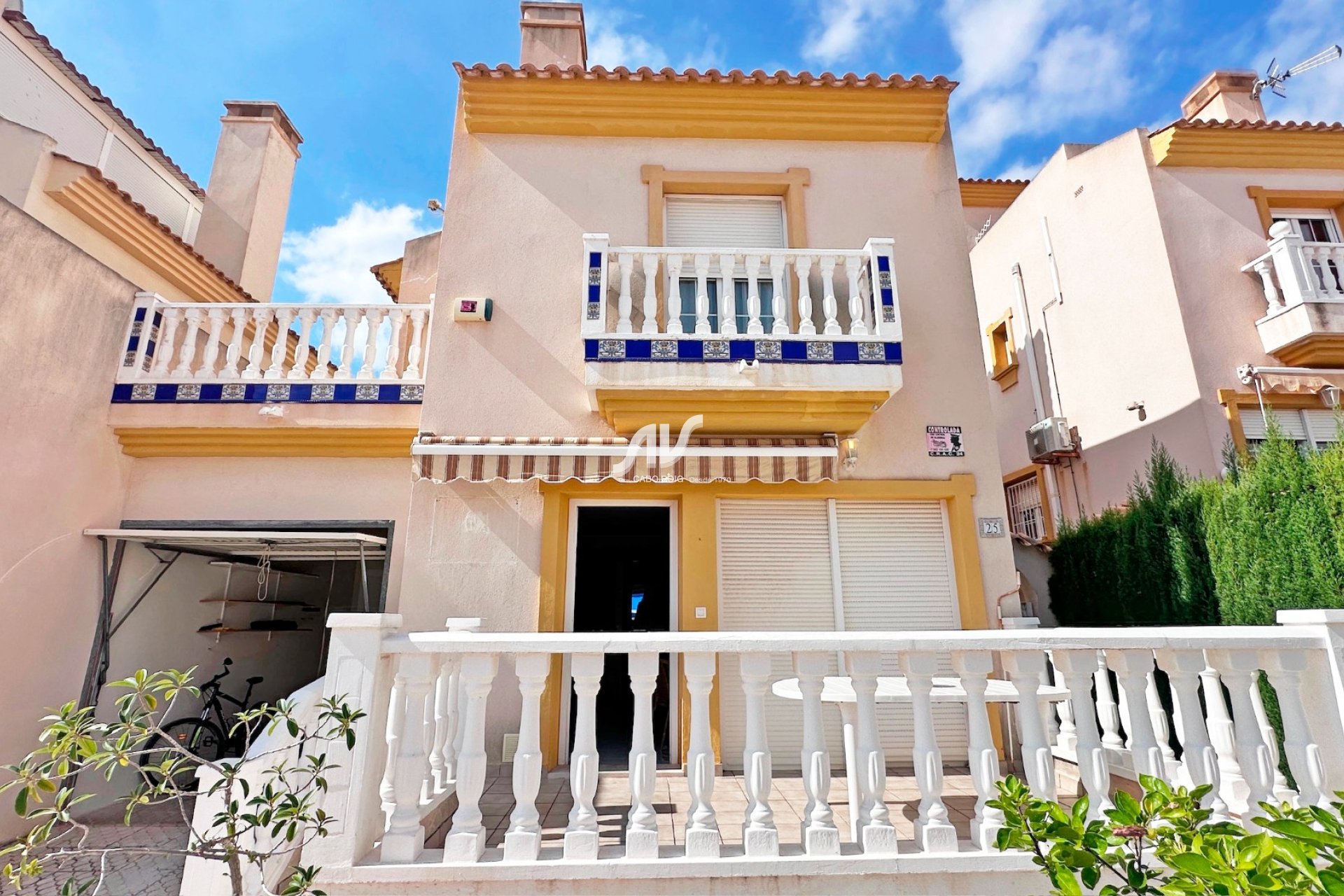 Resale - Villa - Orihuela Costa - Cabo Roig